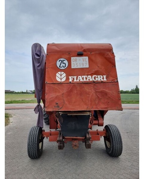 Moissonneuse-batteuse Laverda 3500