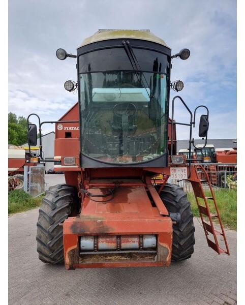 Moissonneuse-batteuse Laverda 3500