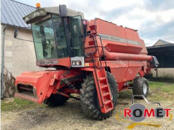 Moissonneuse-batteuse Massey Ferguson 34