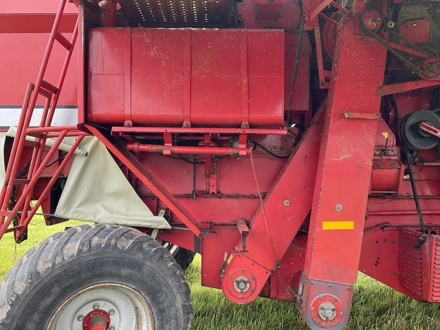 Moissonneuse-batteuse Massey Ferguson 38RS