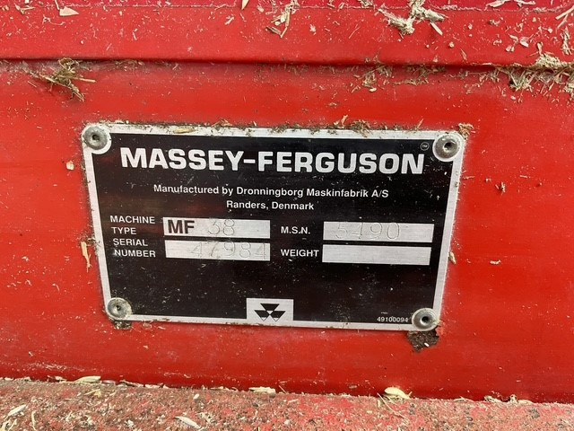 Moissonneuse-batteuse Massey Ferguson 38RS