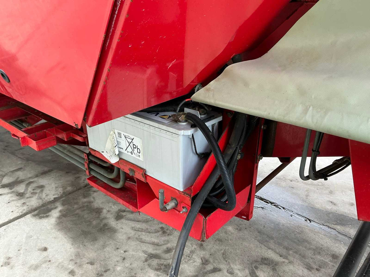 Moissonneuse-batteuse Massey ferguson MF30