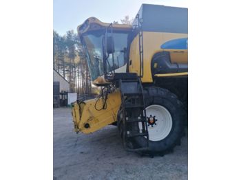 Moissonneuse-batteuse NEW HOLLAND CS640