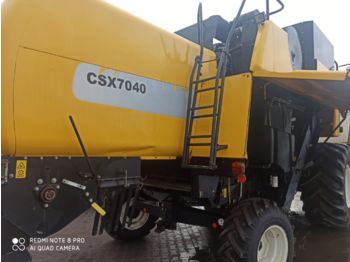 Moissonneuse-batteuse NEW HOLLAND CSX7040