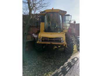 Moissonneuse-batteuse NEW HOLLAND CS 6080