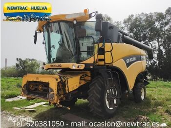 Moissonneuse-batteuse NEW HOLLAND CX 740