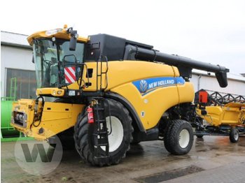 Moissonneuse-batteuse New Holland CR 9090