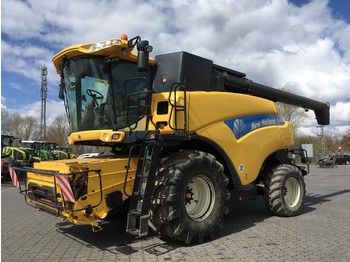 Moissonneuse-batteuse New Holland CR 980