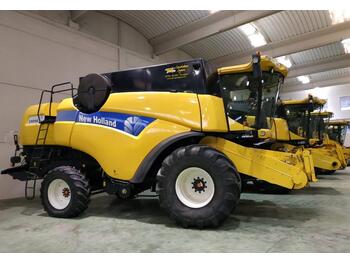 Moissonneuse-batteuse New Holland CX8080 SL
