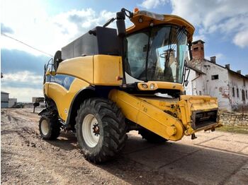 Moissonneuse-batteuse New Holland CX860
