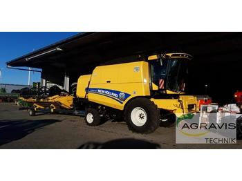 Moissonneuse-batteuse New Holland TC 5070