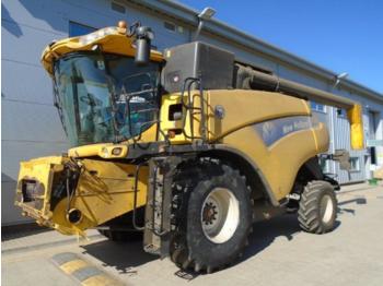 Moissonneuse-batteuse New Holland cr9070