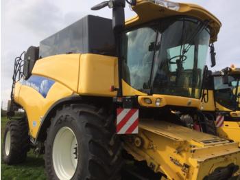Moissonneuse-batteuse New Holland cr9070elevation