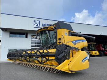 Moissonneuse-batteuse New Holland cr 8.90