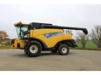 Moissonneuse-batteuse New Holland cr 9080