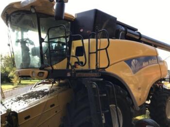 Moissonneuse-batteuse New Holland cr 9080