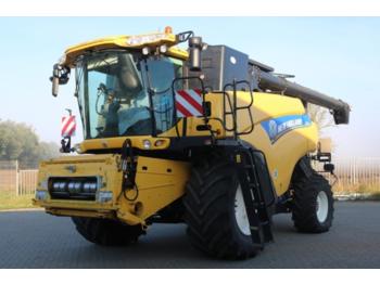Moissonneuse-batteuse New Holland cr 9090 elevation