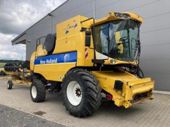 Moissonneuse-batteuse New Holland csx7080 harvestar