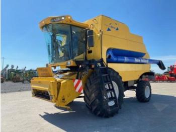 Moissonneuse-batteuse New Holland csx 7080
