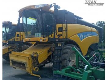 Moissonneuse-batteuse New Holland cx8070