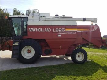 Moissonneuse-batteuse New Holland l 626