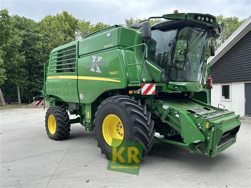 Moissonneuse-batteuse T660 John Deere