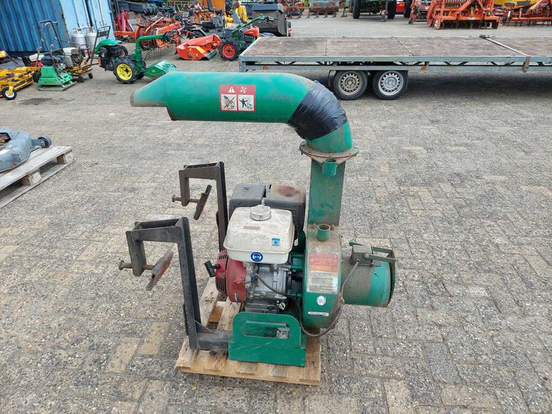 Motoculteur Billy Goat truckloader