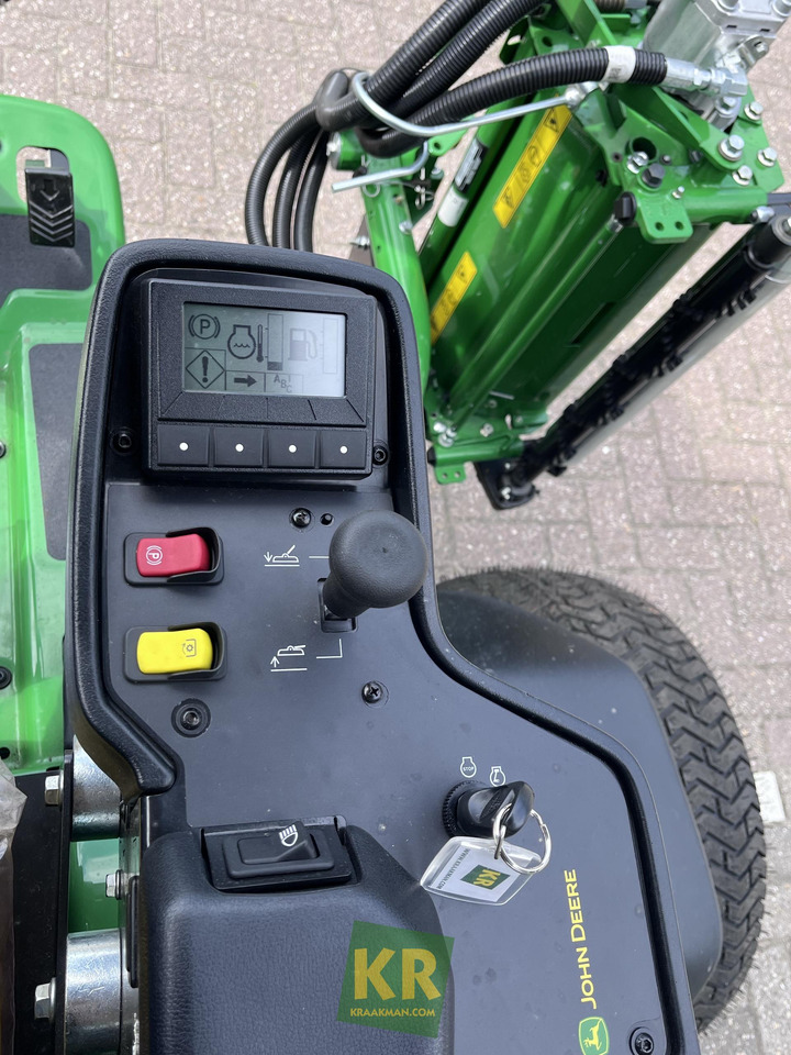 Motofaucheuse 8700A John Deere