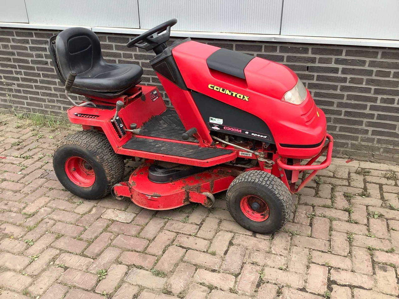 Motofaucheuse Countax c300m