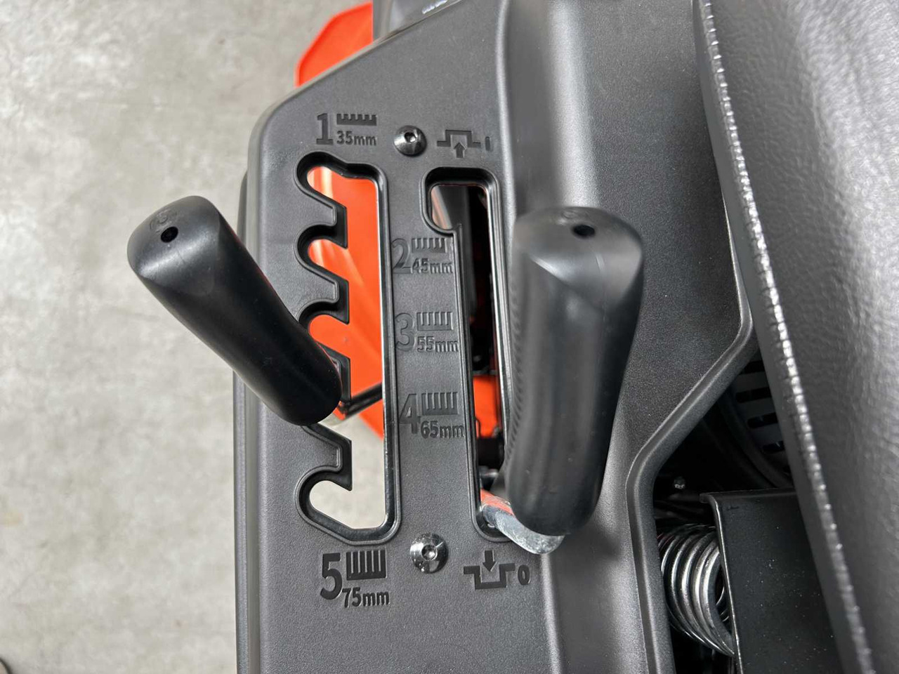 Motofaucheuse Daewoo DAXRM224