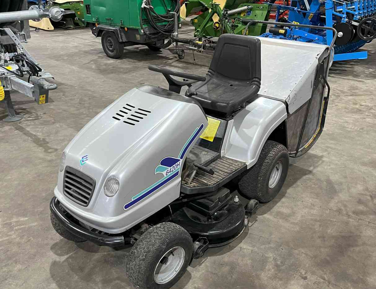 Motofaucheuse Gazonmaaier, Honda maaitrekker, zelfrijder, zelfrijdend, grasmaaier, diversen