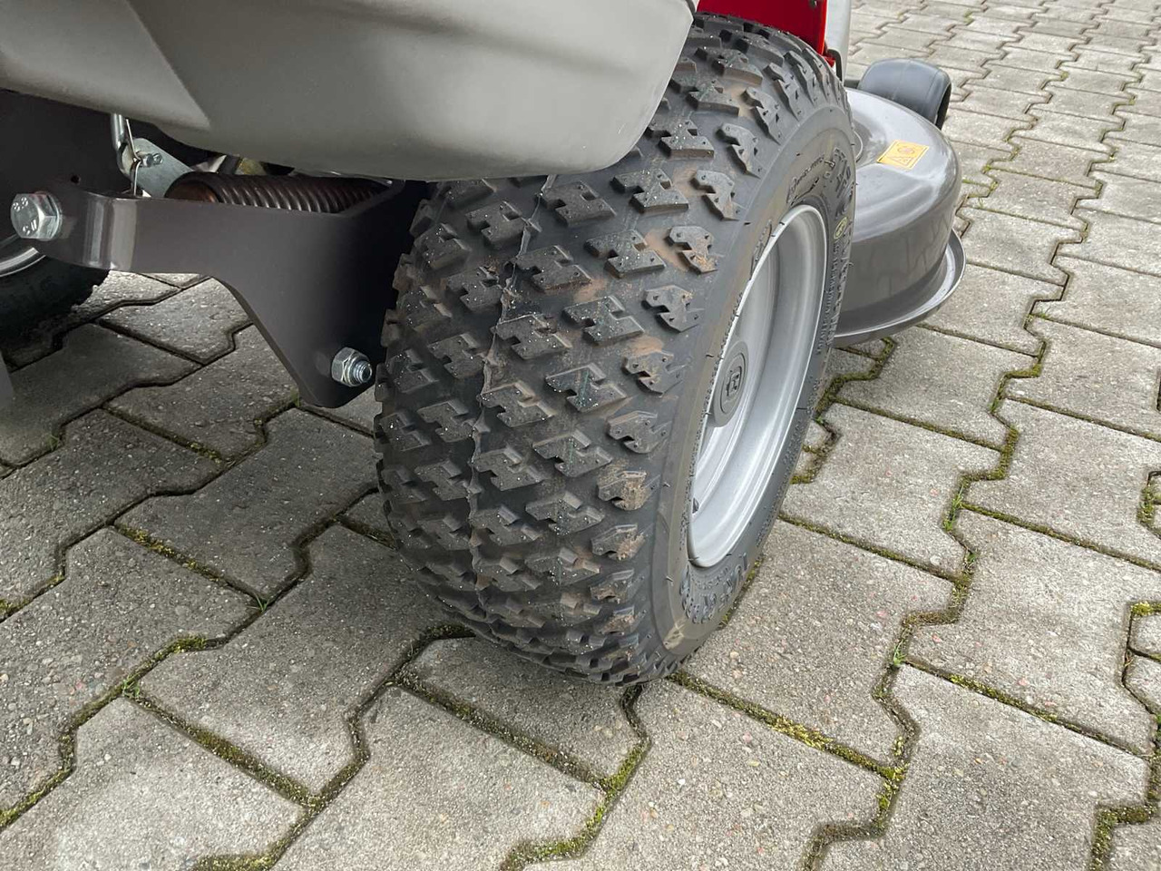 Motofaucheuse Husqvarna R 200iX