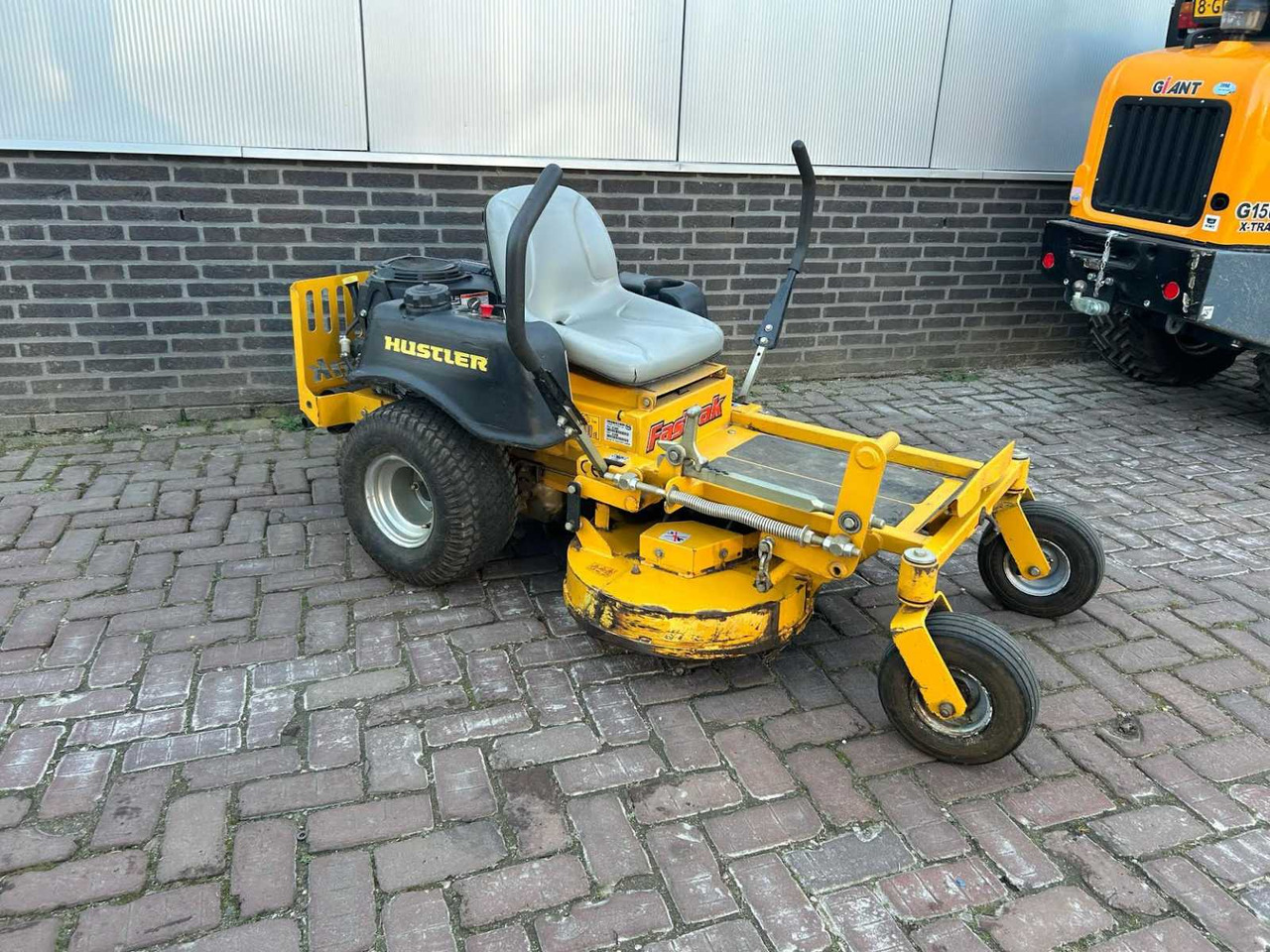 Motofaucheuse Hustler Fastrak