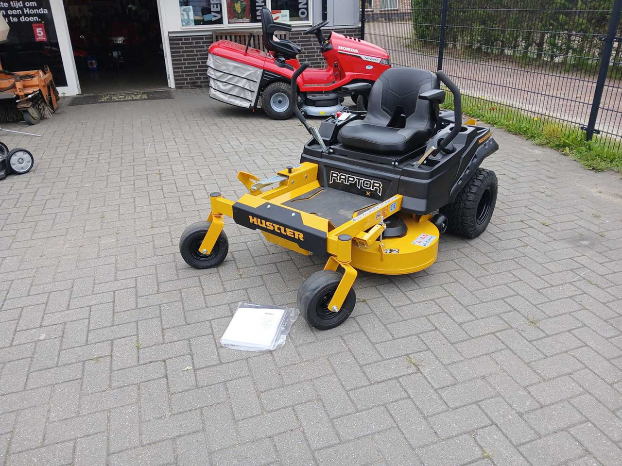 Motofaucheuse Hustler Raptor