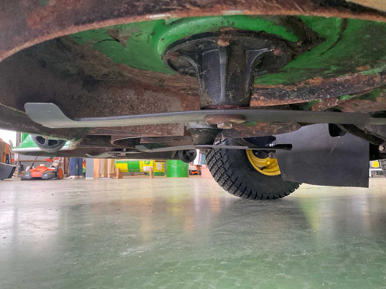 Motofaucheuse John Deere 1585 TerrainCut