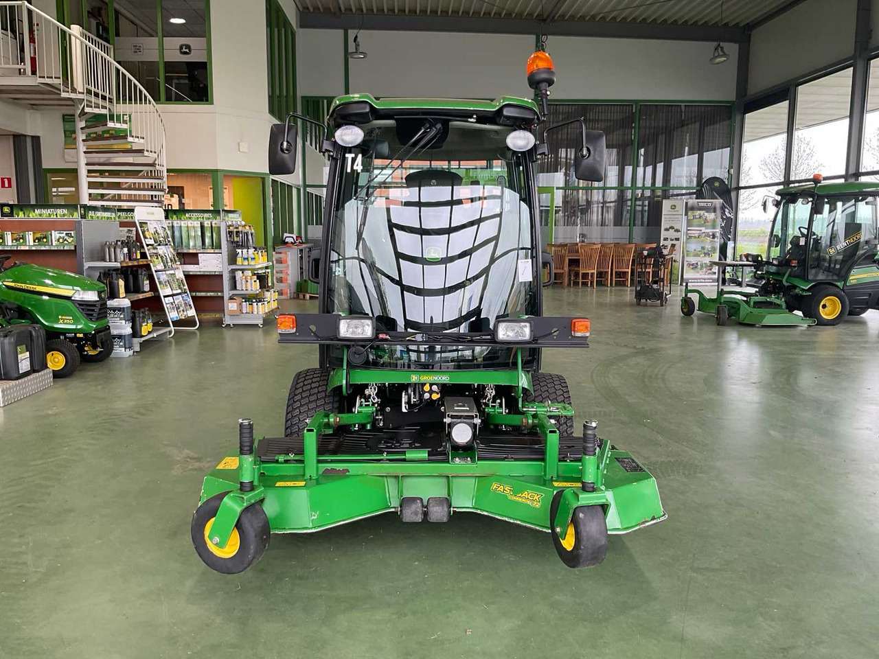 Motofaucheuse John Deere 1585 TerrainCut