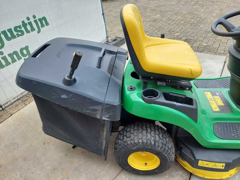 Motofaucheuse John Deere X 135R