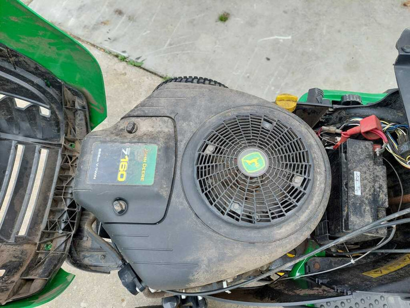 Motofaucheuse John Deere X 135R