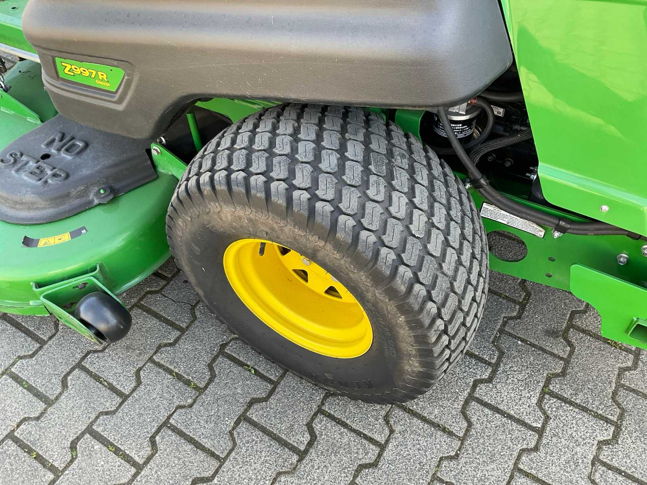 Motofaucheuse John Deere Z997R Diesel