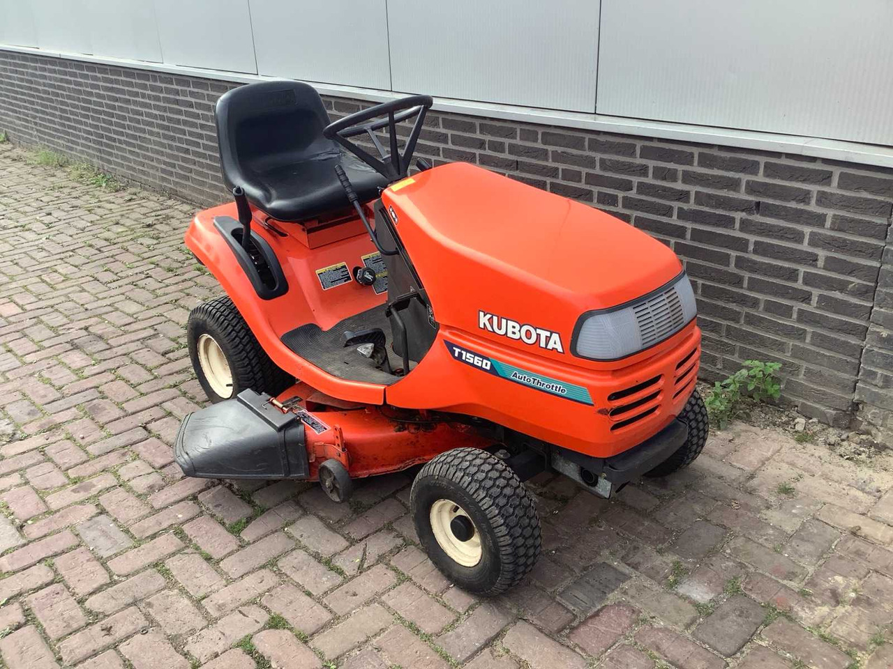 Motofaucheuse Kubota T1560