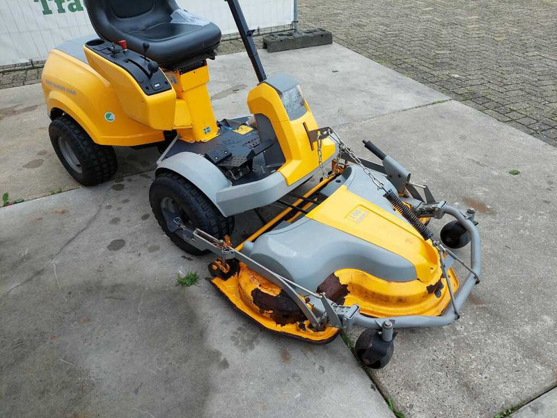 Motofaucheuse Stiga Park Svan