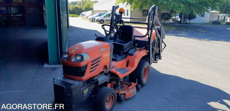 Motofaucheuse TONDEUSE AUTOPORTEE KUBOTA G23