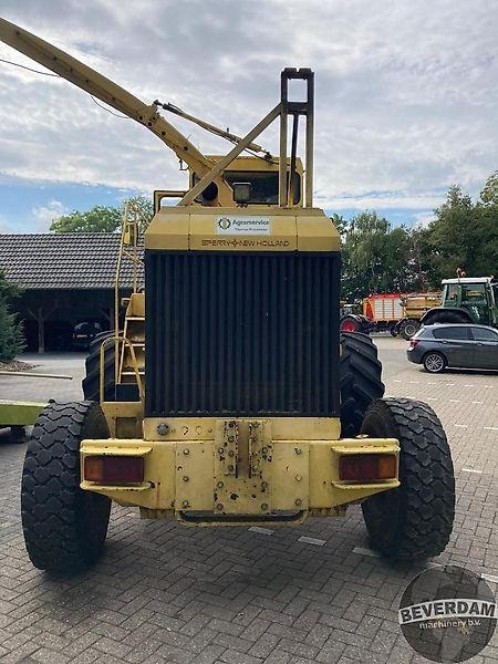 Machine agricole New Holland 1900