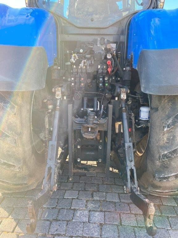 Tracteur agricole neuf New Holland T7 315: photos 7