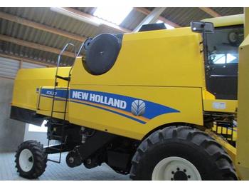 Moissonneuse-batteuse New Holland TC5.30 Only for salg outside the EU: photos 1