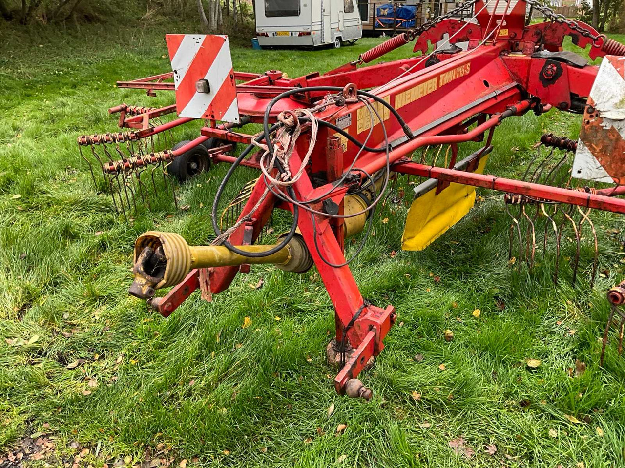 Machine agricole Niemeyer Twin 715-S