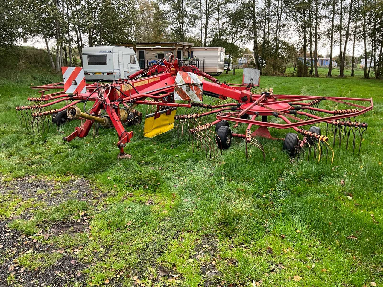 Machine agricole Niemeyer Twin 715-S