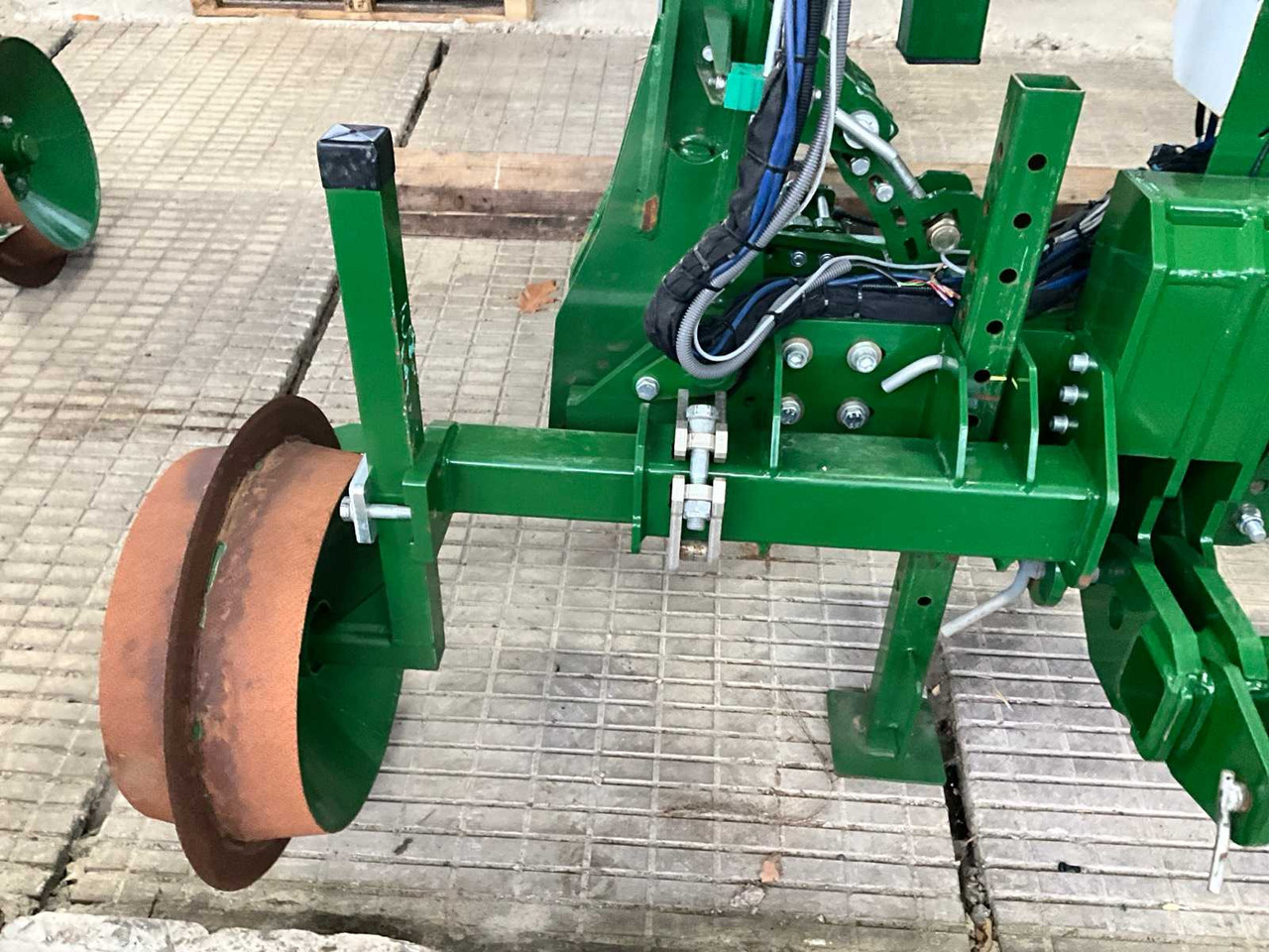 Outils du sol Garford InterRow Triple Sideshift