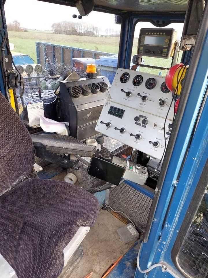 Outils du sol Inter-Drain 2050GP plow