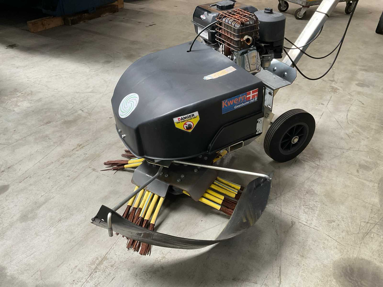 Outils du sol Kwern Greenbuster pro